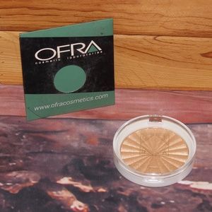 OFRA COSMETIC BUNDLE HIGHLIGHTER & EYESHADOW